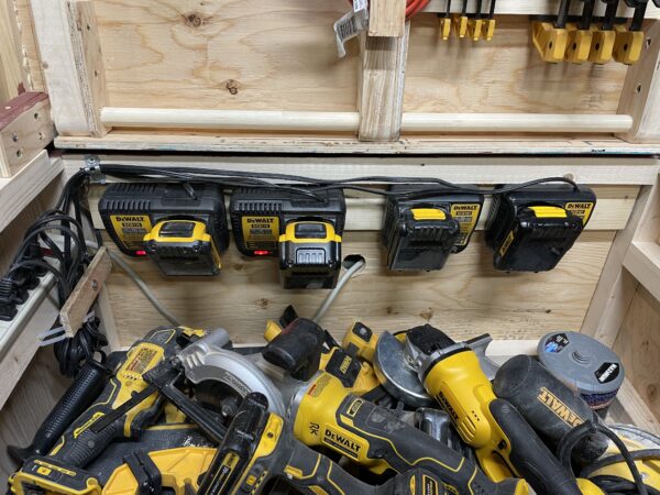 job site toolbox batteries